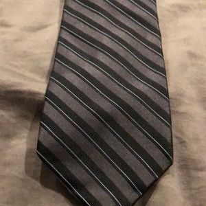 DKNY tie